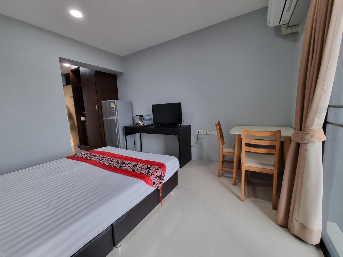 Tiara Place Bangkok Extérieur photo